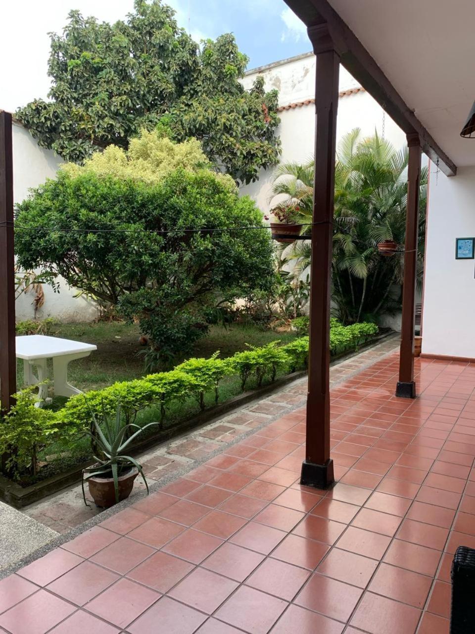 Hostal Boutique Del Regidor Буга Экстерьер фото